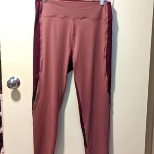 PINK VICTORIA'S SECRET ULTIMATE FEATHERWEIGHT XL Leggings